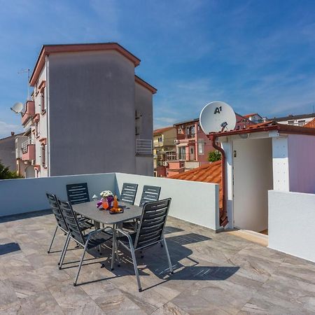 Apartment Robert Crikvenica Buitenkant foto