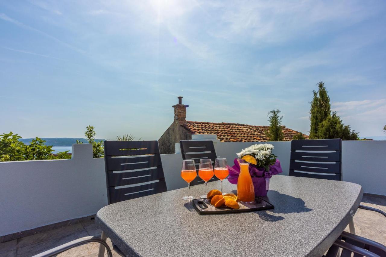 Apartment Robert Crikvenica Buitenkant foto