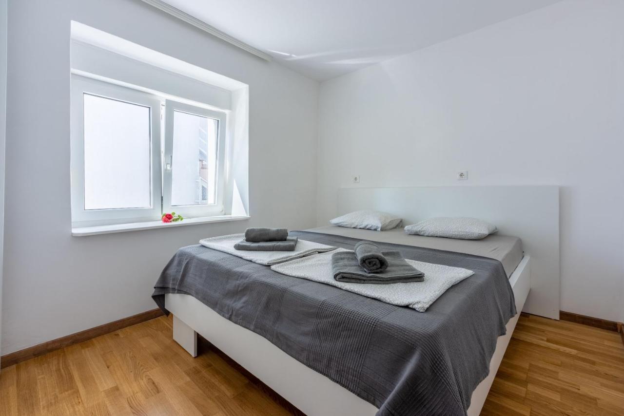 Apartment Robert Crikvenica Buitenkant foto