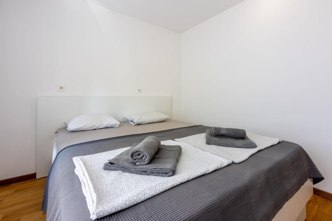 Apartment Robert Crikvenica Buitenkant foto